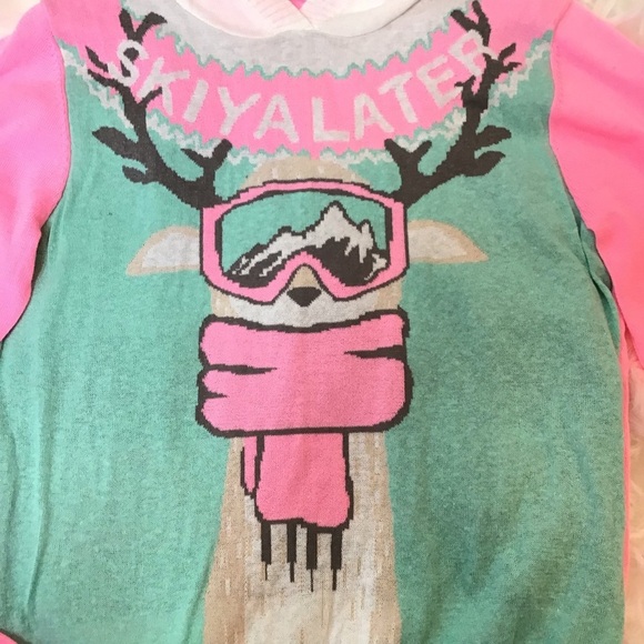 Holiday Sweater Juniors Reindeer Skiing Hooded Pullover Sweater Medium - Picture 3 of 6